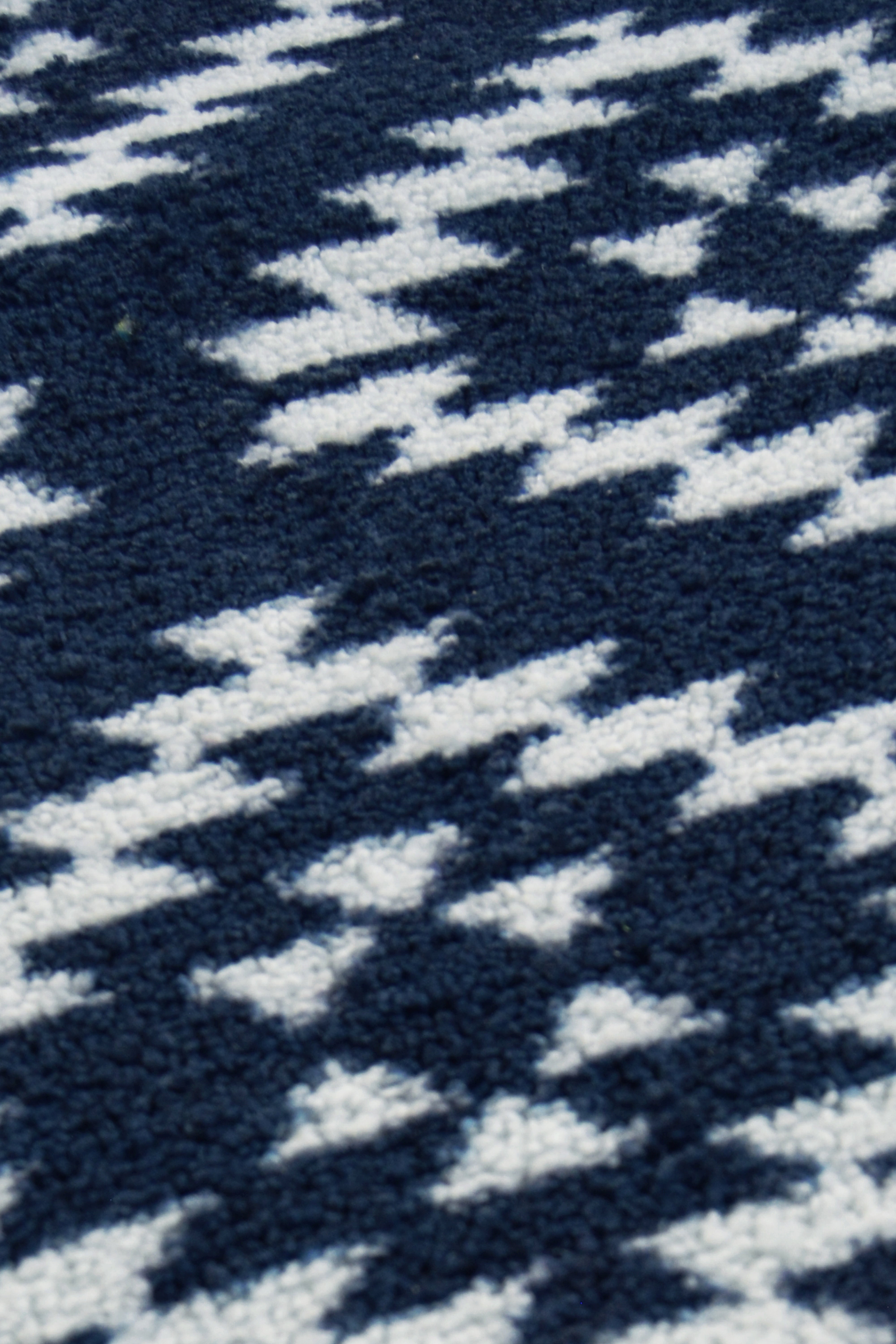 DECO Charm - Geometric Runner in Anthracite & Navy for Hallways