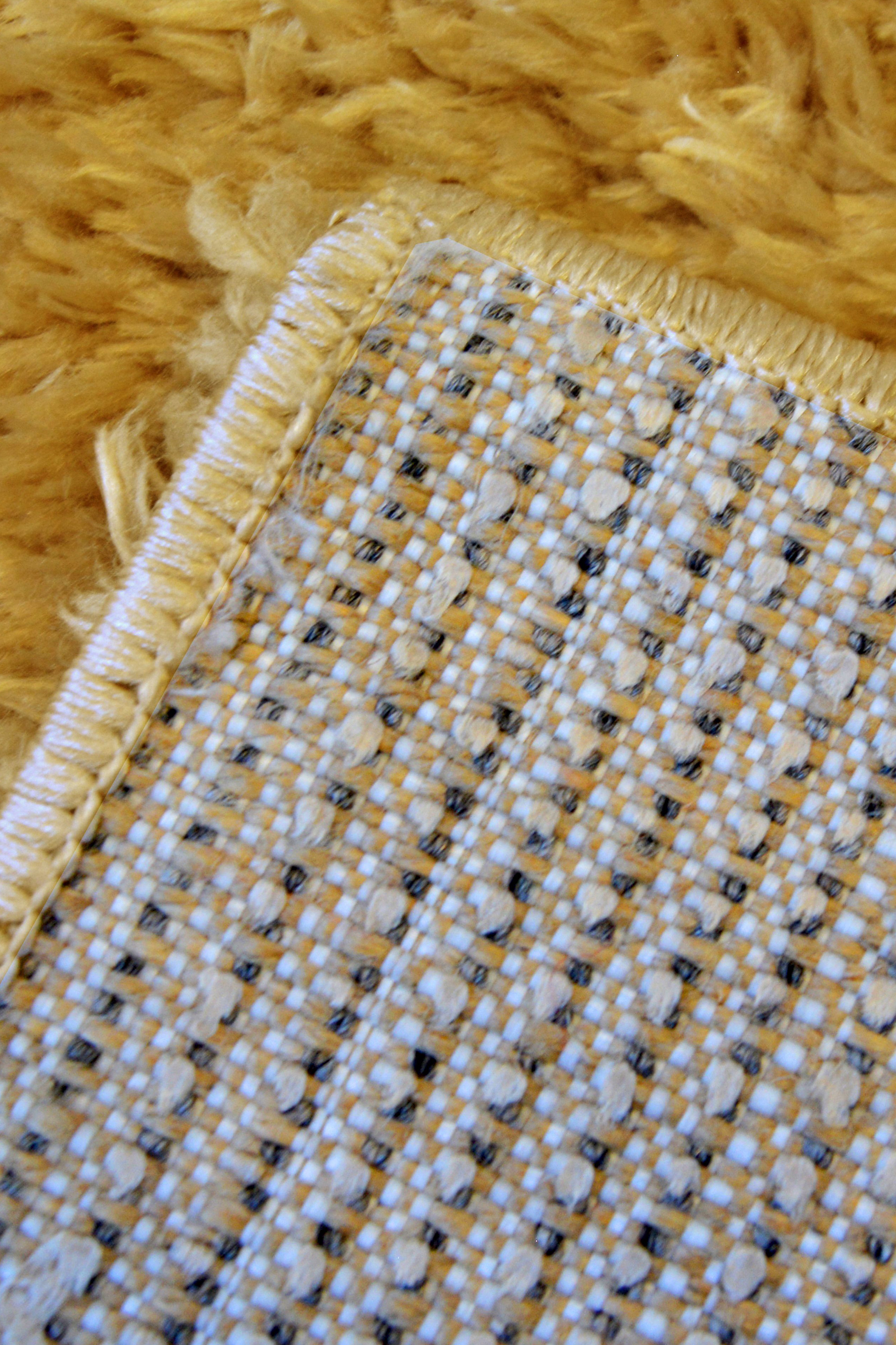 Lagom Serenity - Versatile Plain Rugs for Cozy Living Spaces