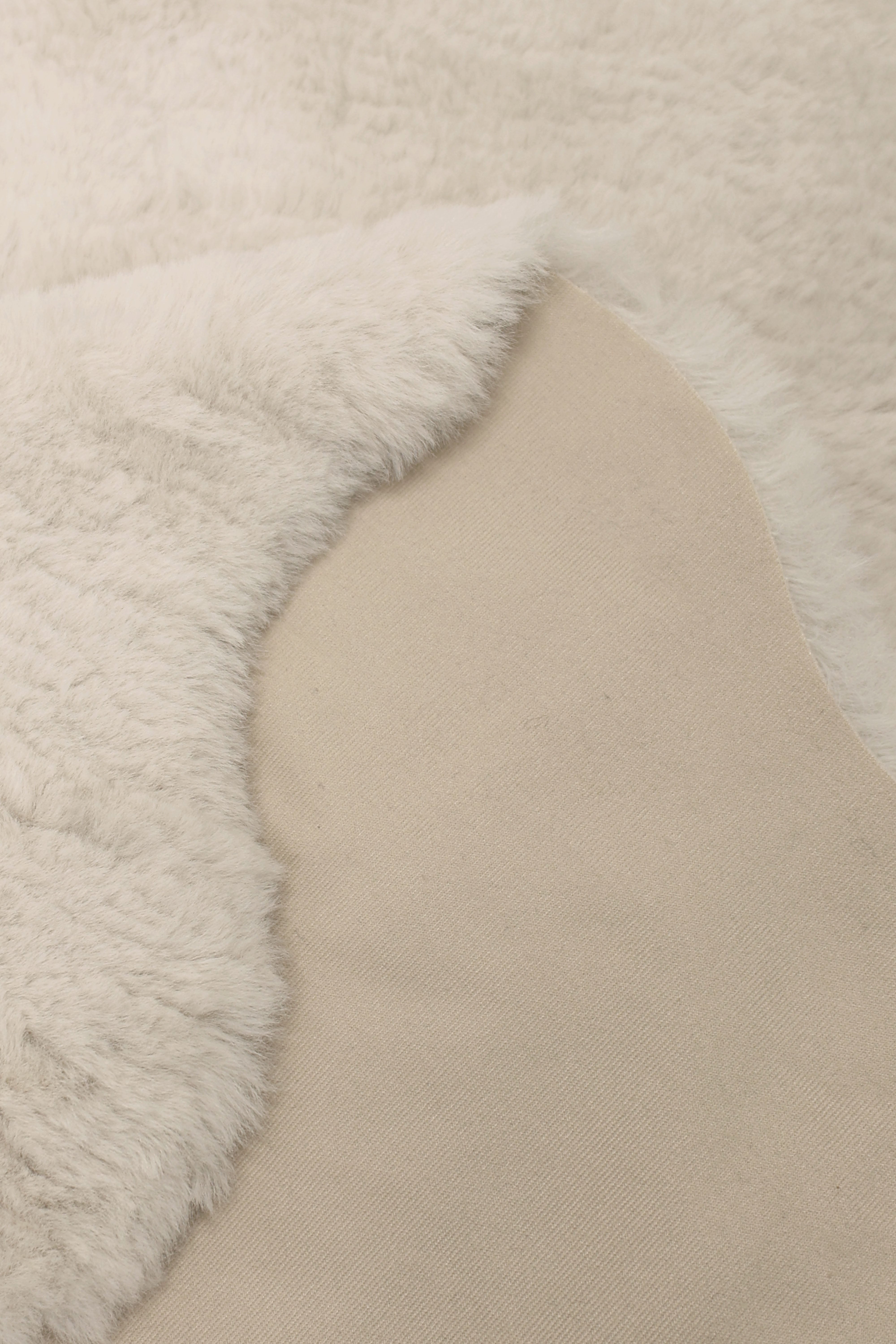 Luxury Faux Fur - Blush & Grey Rugs for Cozy Elegance