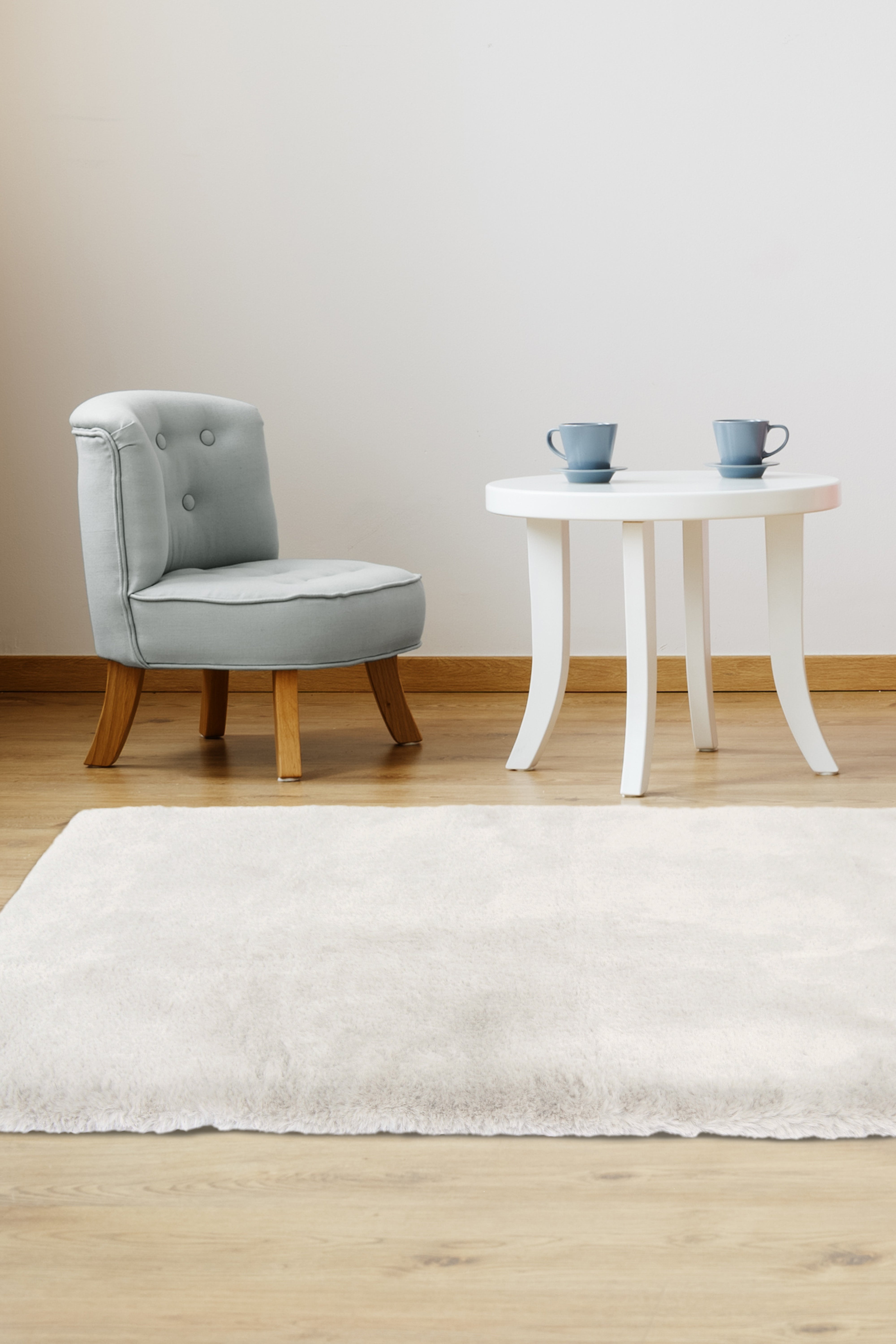 Luxury Faux Fur - Blush & Grey Rugs for Cozy Elegance