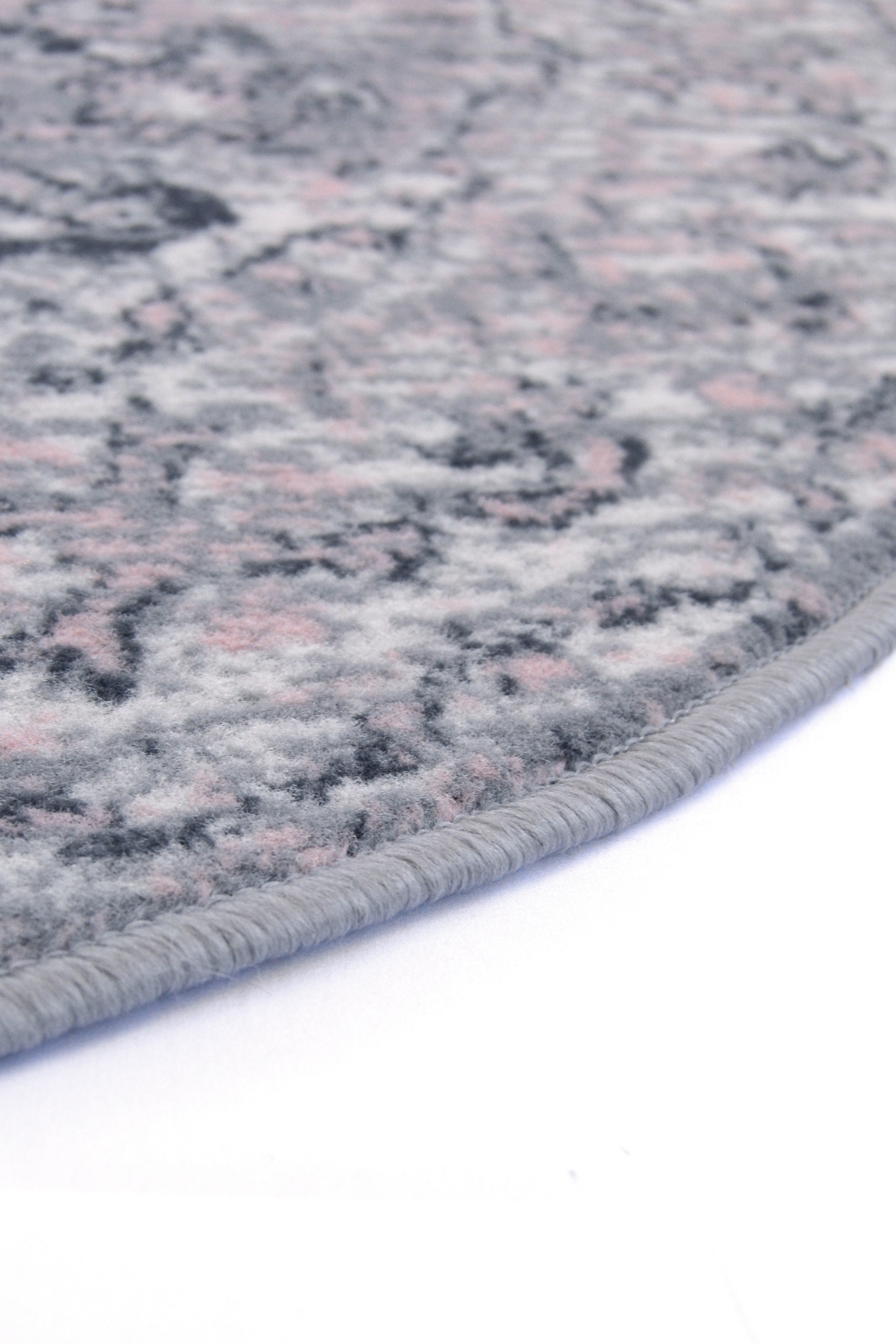 Maestro New Traditional Rug – Grey/Pink & Natural
