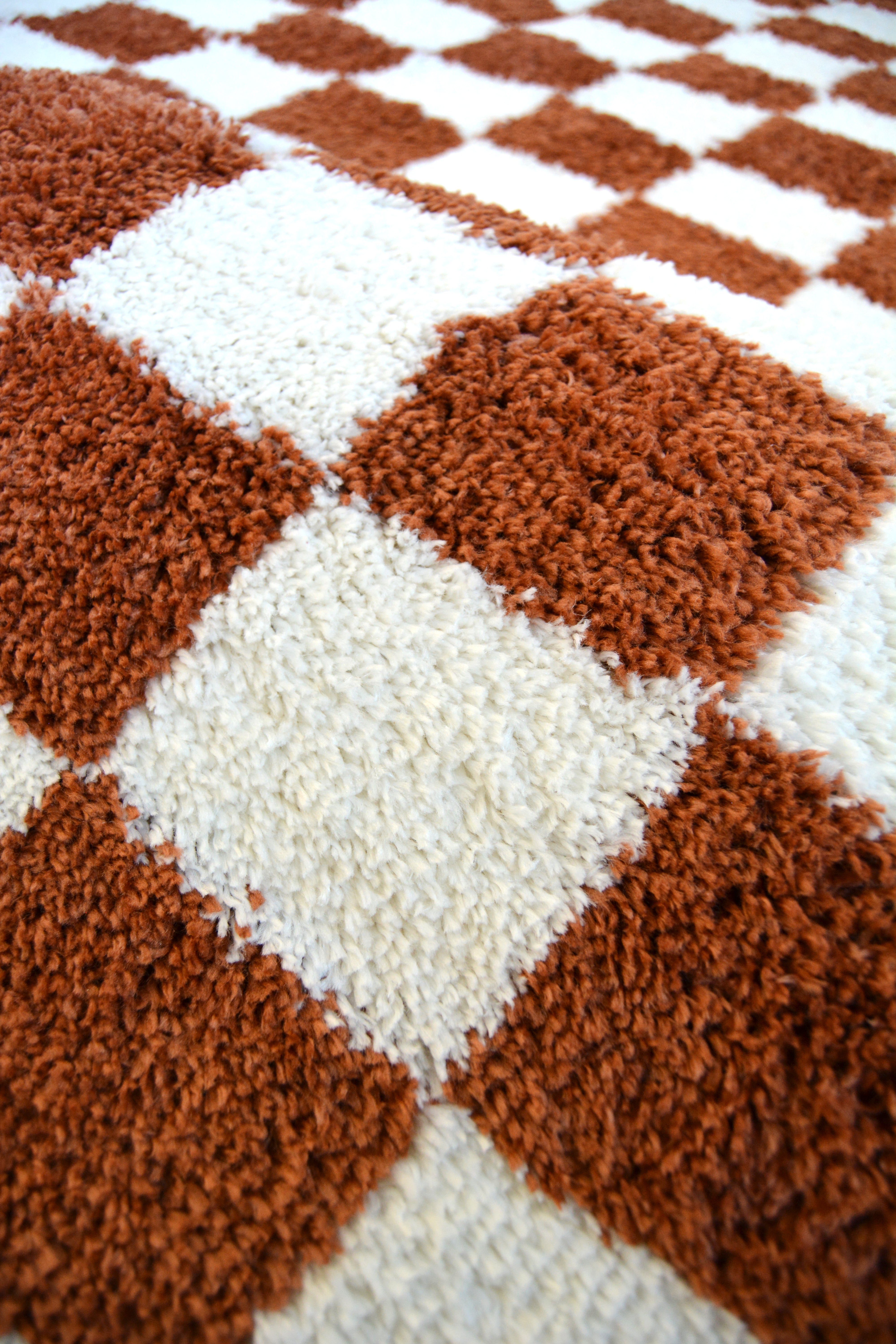 SNUG Checks - Checker Board Style Shaggy Rug