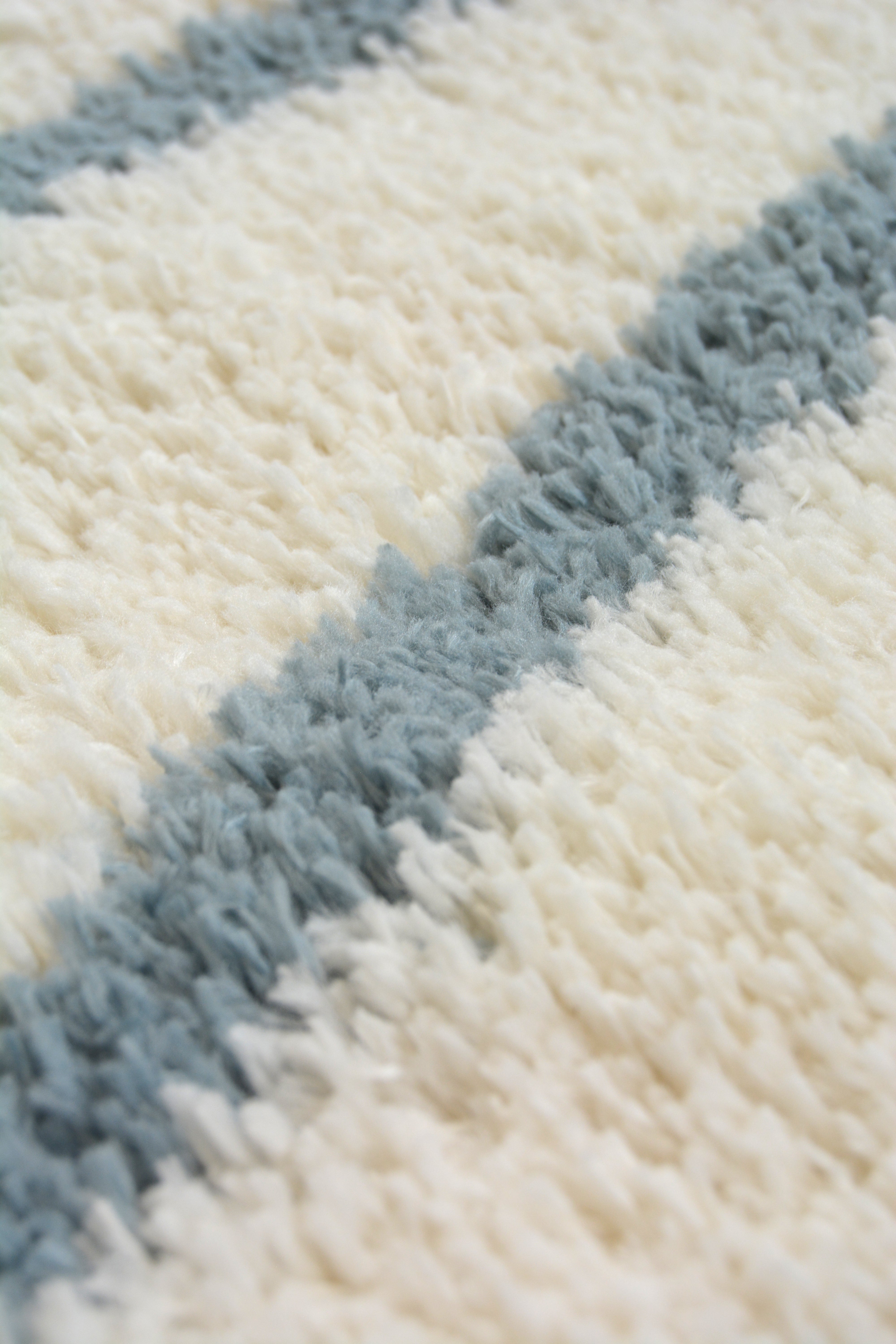 SNUG Iso Serenity - Contemporary Ivory Curves Rug
