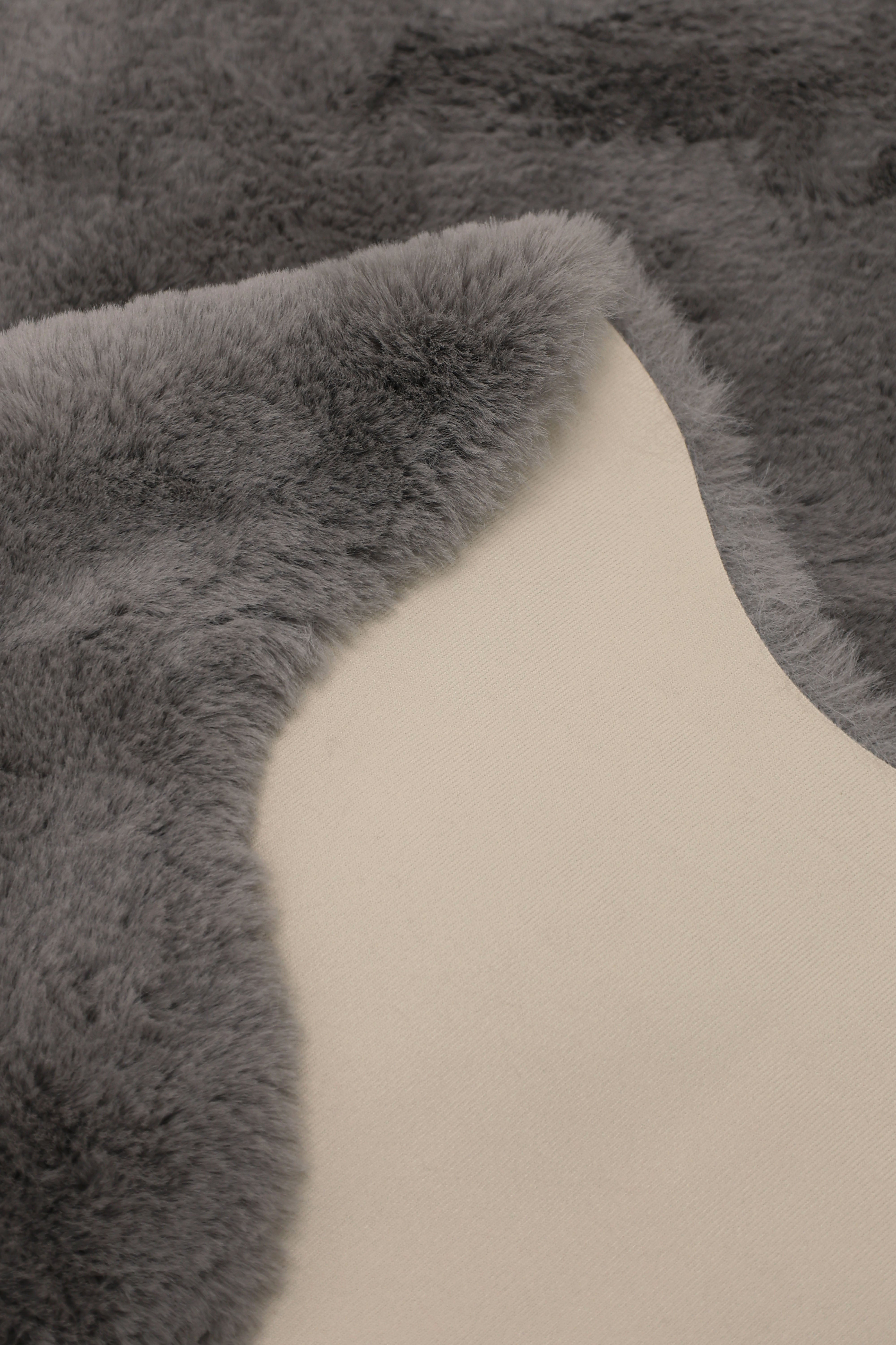 Luxury Faux Fur - Blush & Grey Rugs for Cozy Elegance
