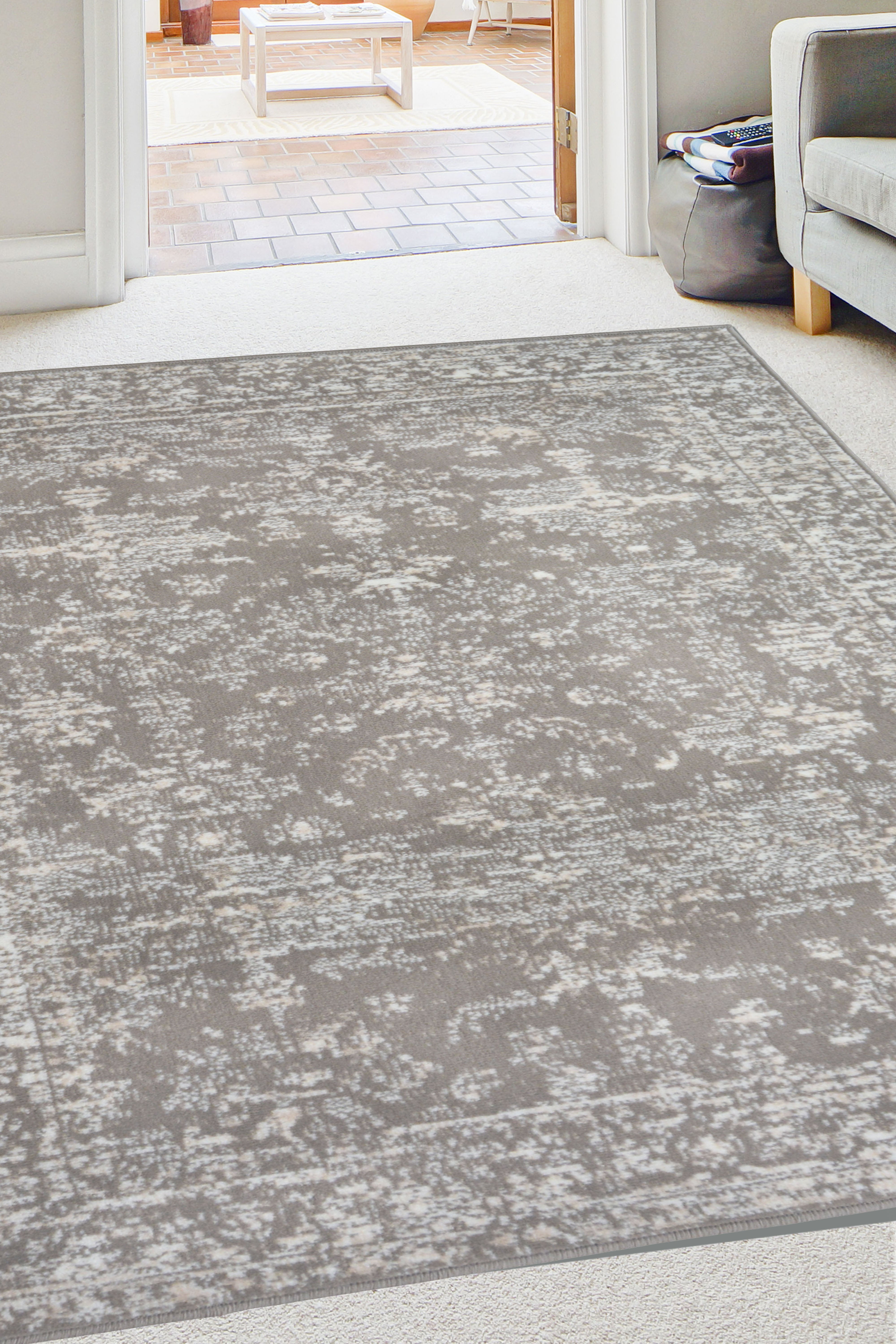 Maestro New Trad Rug – Grey/Pink & Natural, New Traditional Design