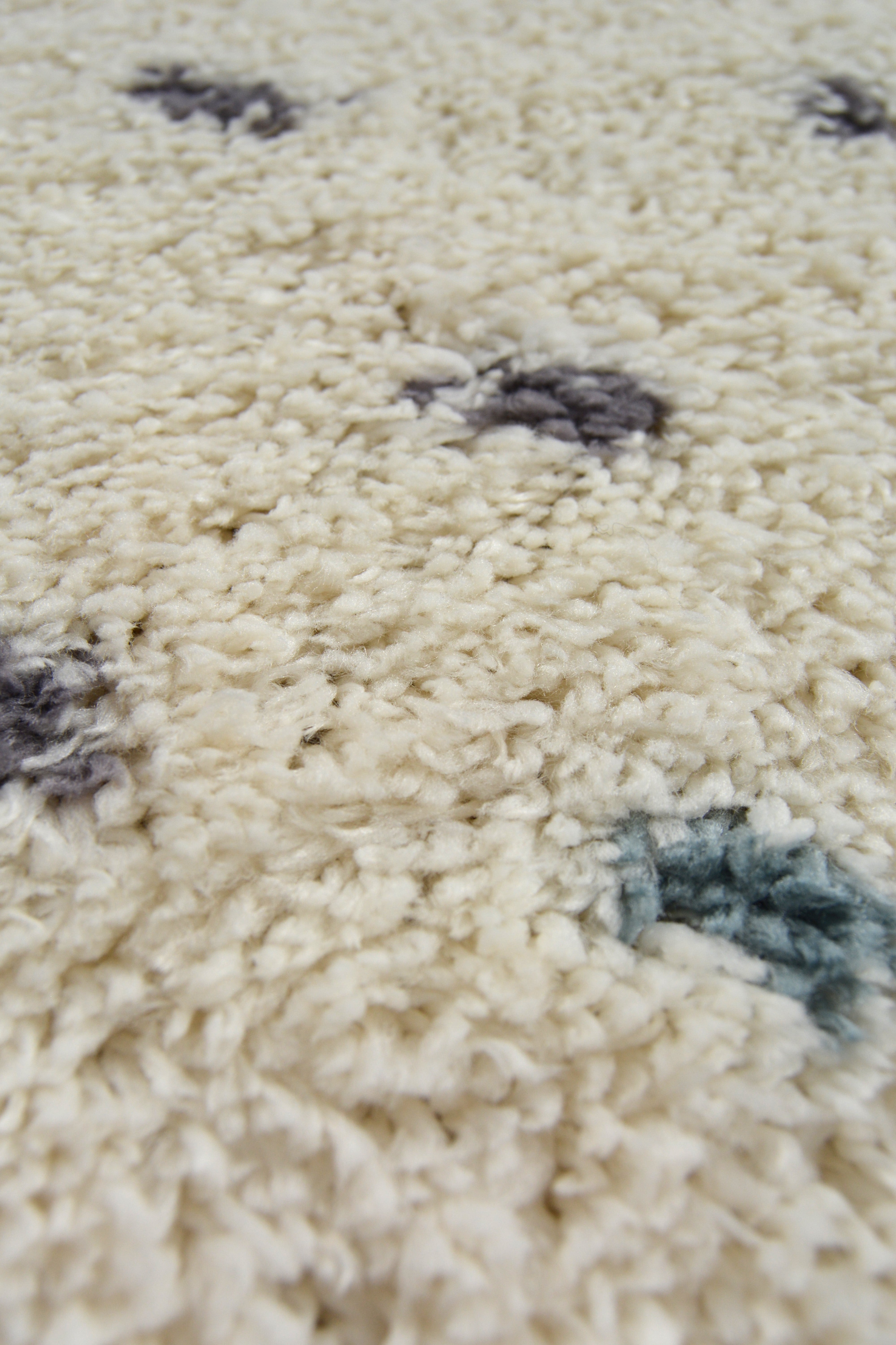 SNUG SPOT Rug – Cream with Spot Pattern – Circle & Rectangle Options