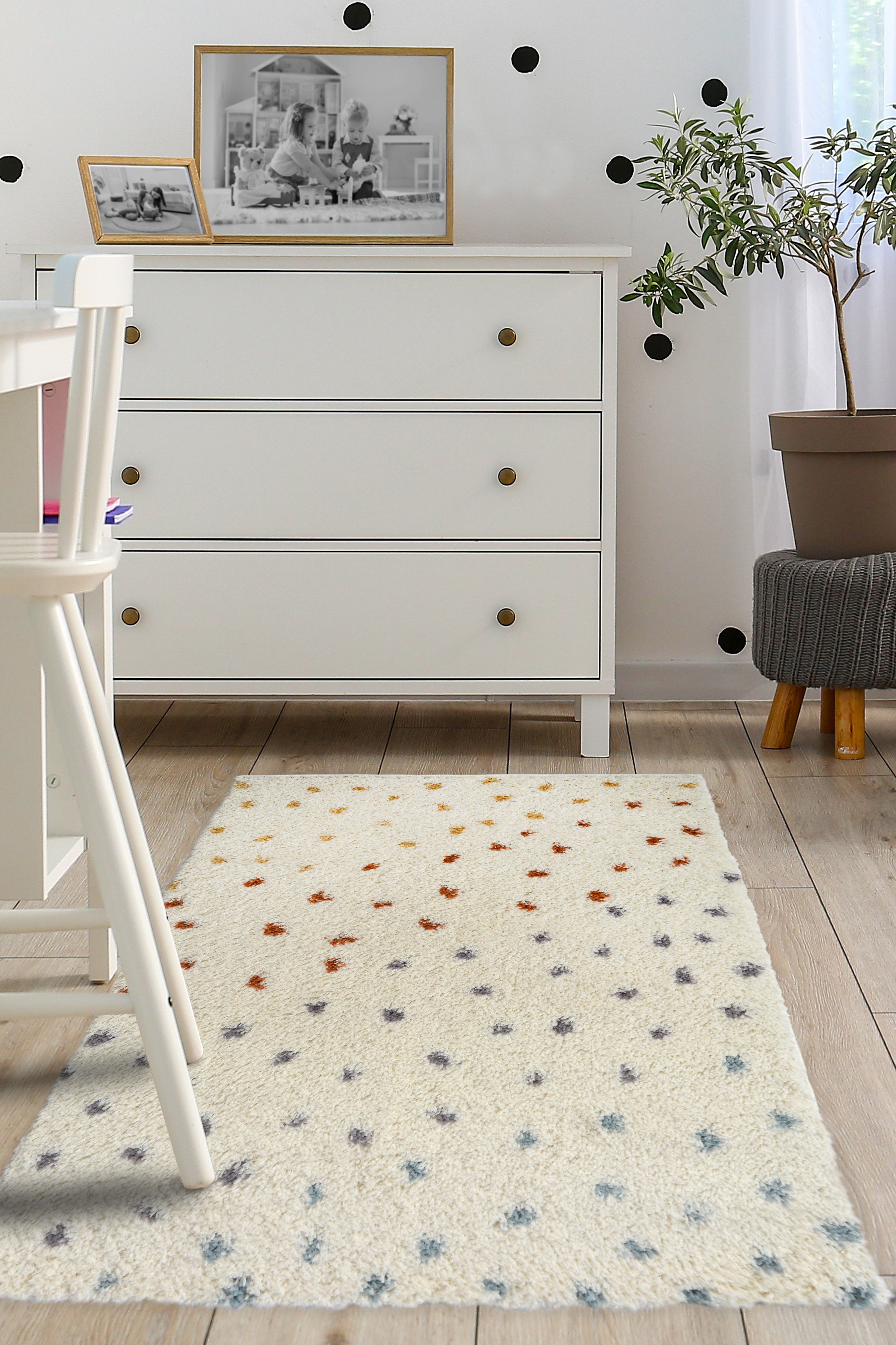 SNUG SPOT Rug – Cream with Spot Pattern – Circle & Rectangle Options
