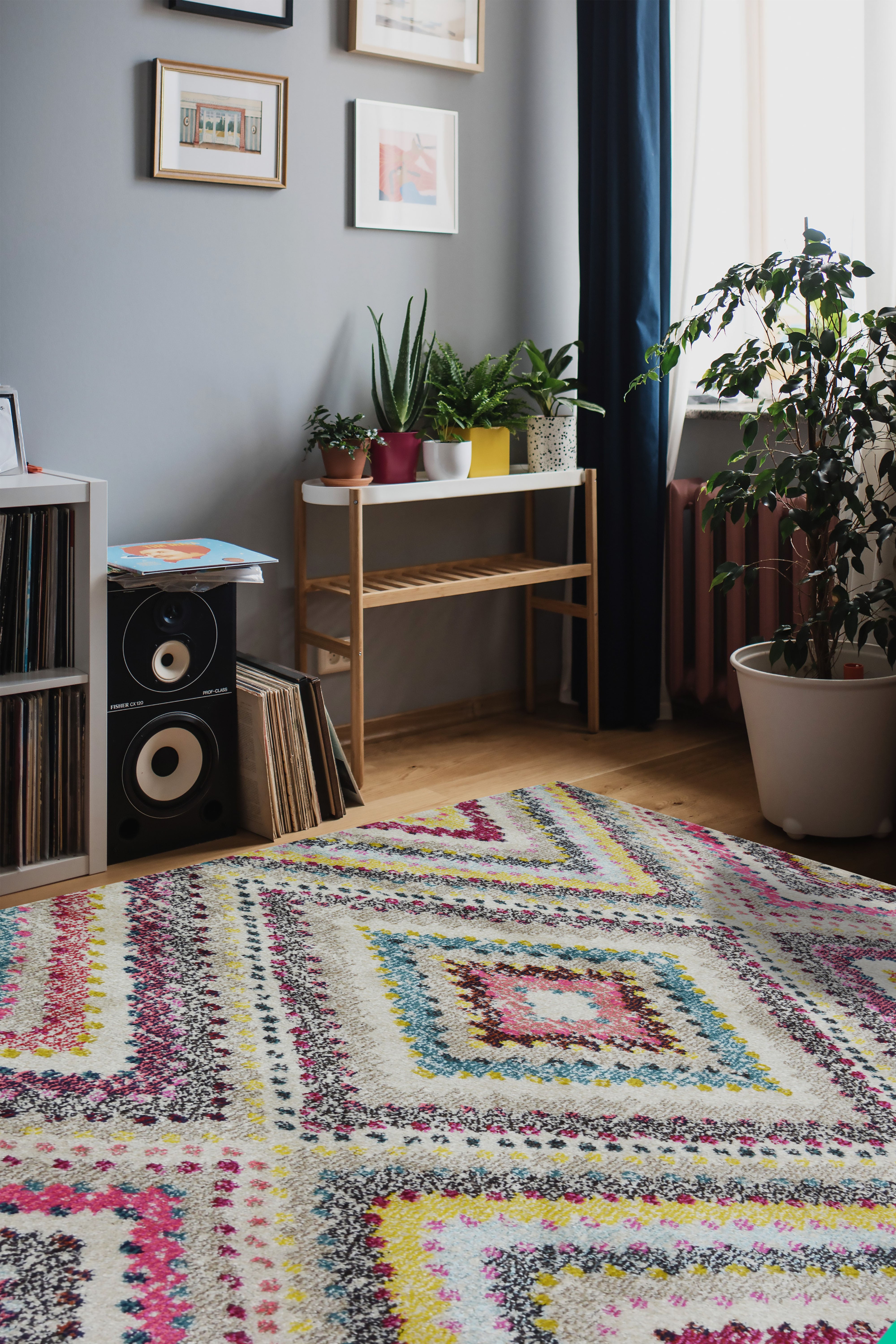 Vibrant Villa - Multi-Patterned Rug for Stylish Living Spaces